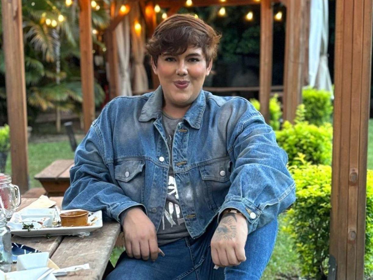 Sobre su escándalo con Ariela, Sandrez respondió que los dos monetizaron muy bien, por lo que todo está tranquilo entre ambos. 