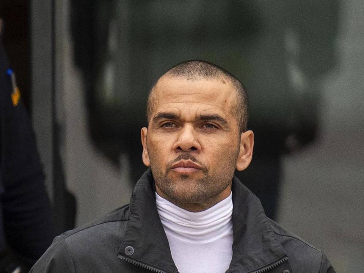 El exjugador brasileño ha aparecido por primera vez en sus redes sociales después de salir de prisión, el pasado 25 de marzo, tras pagar una fianza de un millón de euros.