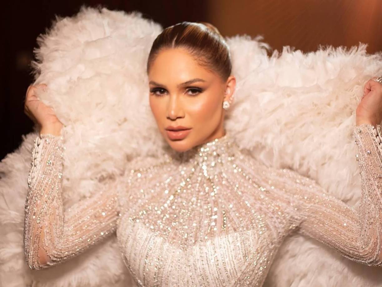  Sin embargo, la pareja ha mantenido su postura firme y ha continuado construyendo una vida juntos, como lo demuestra esta reciente ceremonia religiosa.