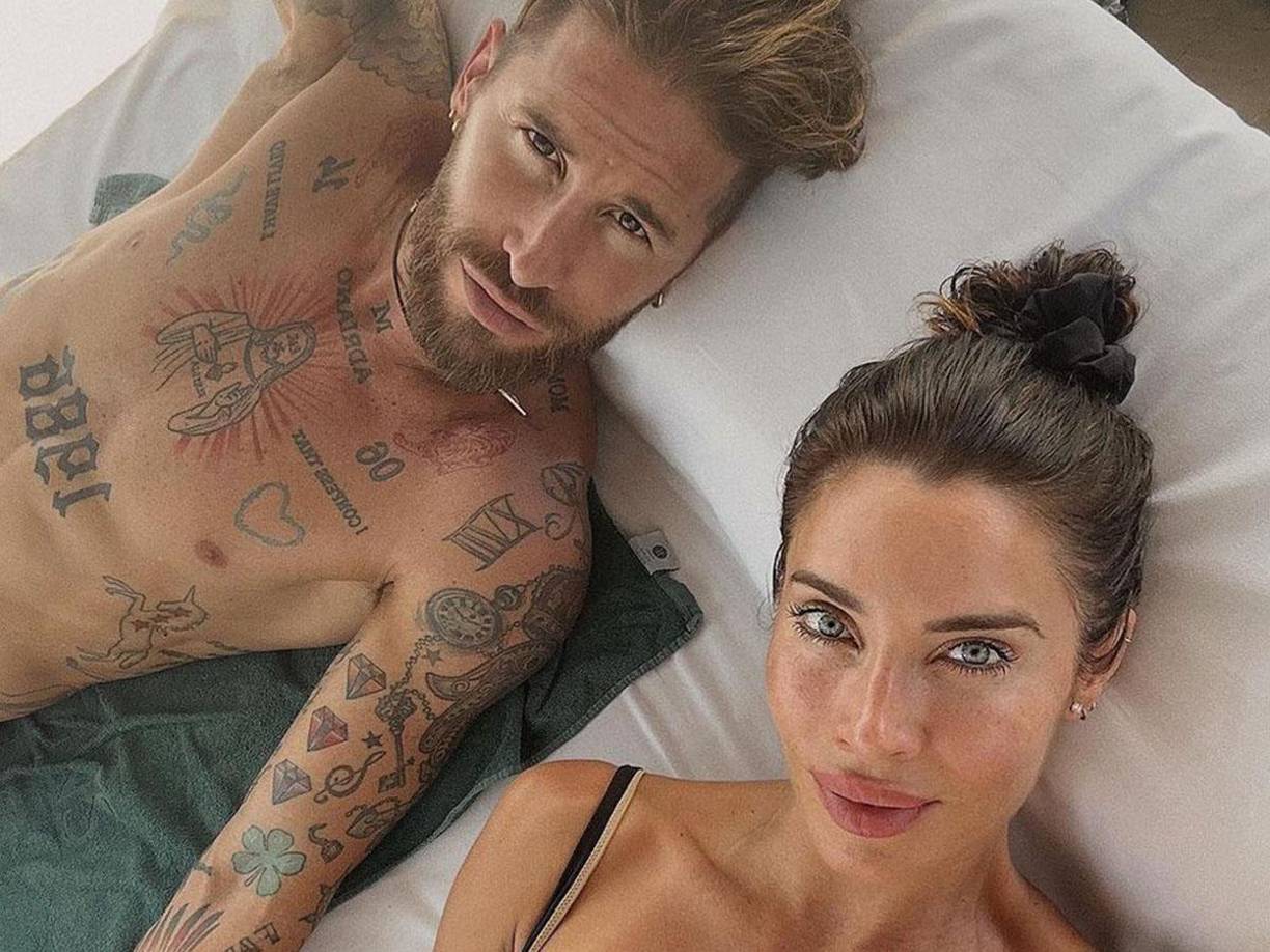 “A ella (Pilar) no le gusta vivir en Sevilla, no le gusta la finca, lo único que le gusta y lo que quiere es estar en Madrid, cerca de su padre y de su madre. Pero no es algo de ahora, es desde siempre. Pilar no quería estar en París ni en Sevilla ni en Estados Unidos ni en Arabia Saudí. Solo quiere Madrid, donde viven sus padres”, indicaron.