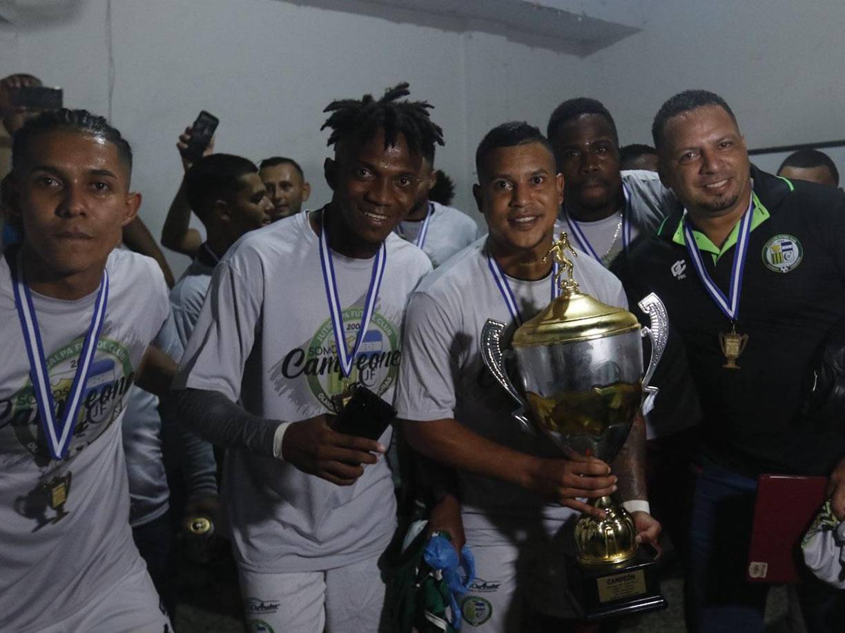 Óscar Salas, quien fue campeón con Olimpia en Liga Nacional, forma parte del Juticalpa FC.