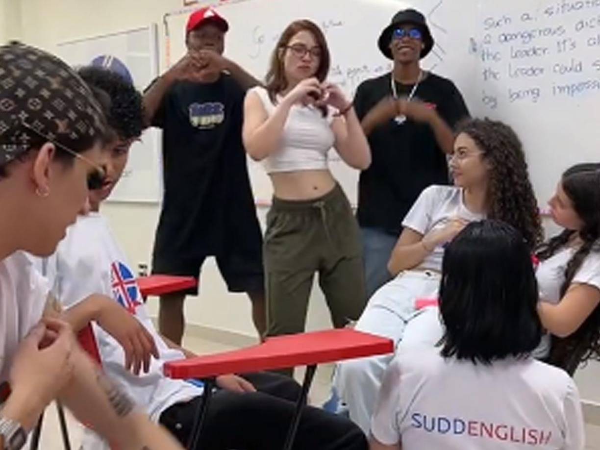 “Como mujer adulta que necesitaba un ingreso extra, busqué otras formas de monetización. Mi madre, por ejemplo, lo sabe y lo acepta muy bien. Incluso toda mujer debe sentirse libre y realizada con su cuerpo”, dijo en una entrevista a g1.globo.com