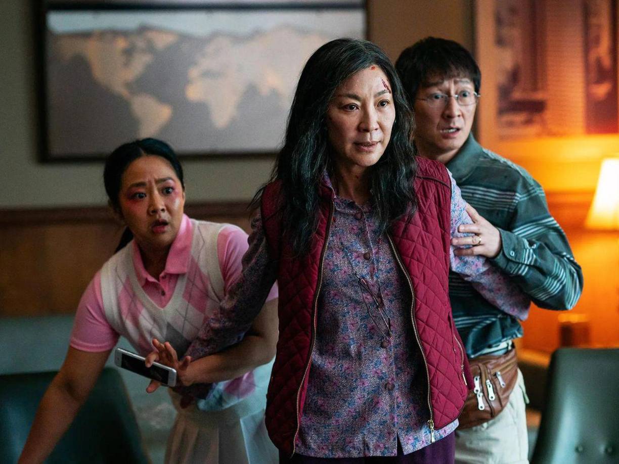 “Todo en todas partes al mismo tiempo” la ganadora a mejor película del año y la más galardonada se encuentra disponible en Prime Video.