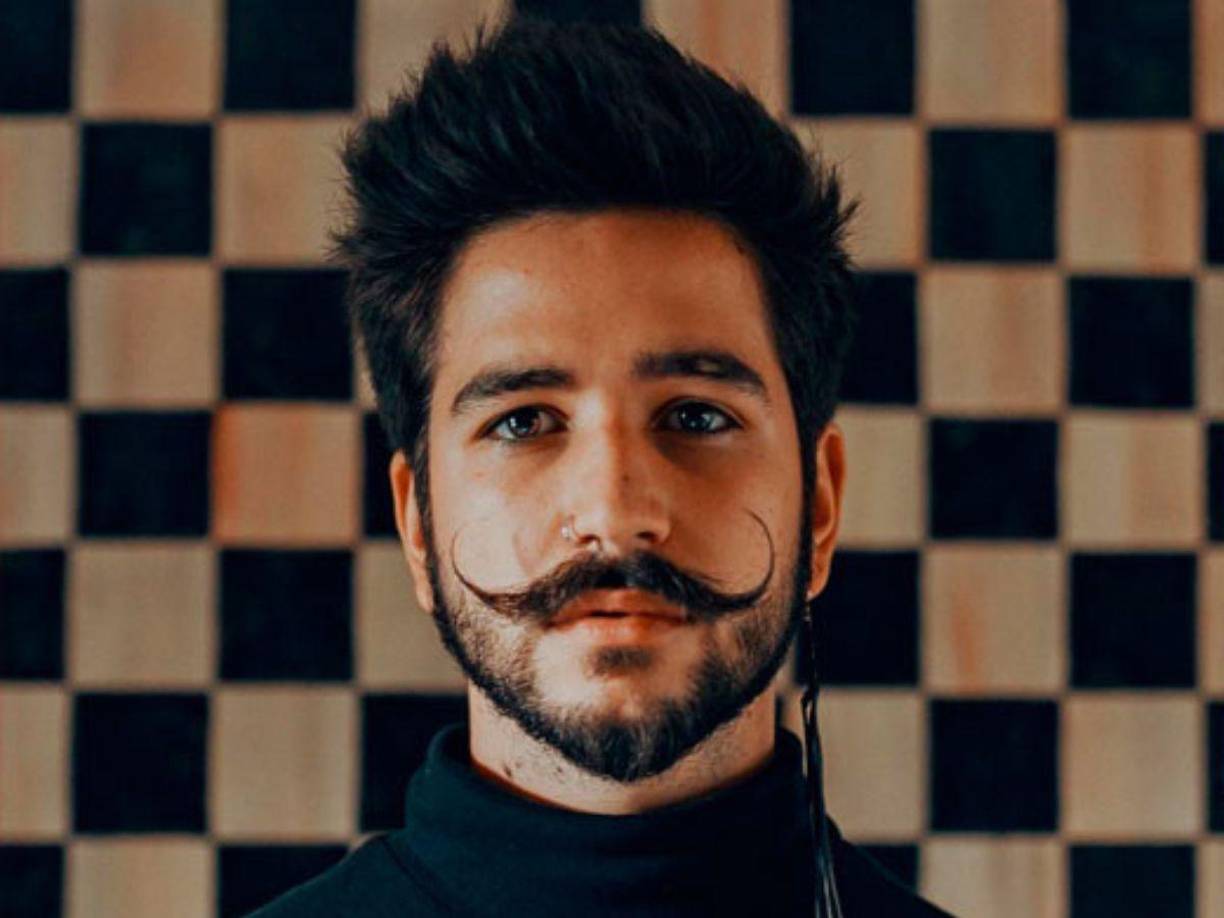 Camilo es, sin lugar a dudas, uno de los a rtistas más importantes de esta época, no sólo ha logrado conquistar varias listas de popularidad y que cada uno de sus temas se conviertan en un rotundo éxito.