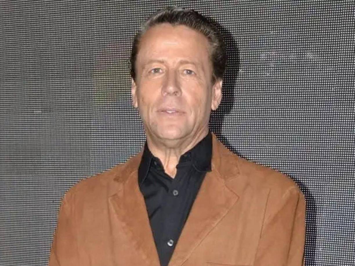 Según Adame, ya está tan acostumbrado a que las mujeres lo quieran por interés que siempre le pregunta a sus prospectos de pareja sobre lo que le “pueden dar”.