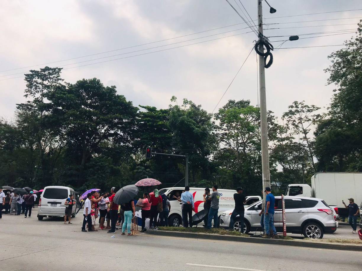 Aducen que con las nuevas reformas les mienten, porque les perjudican en la edad para jubilarse y otras consecuencias. El rechazo es por negarles el 3 % anual de su jubilación y por querer modificar la edad para jubilación, por lo que reclaman la versión de 1980. 