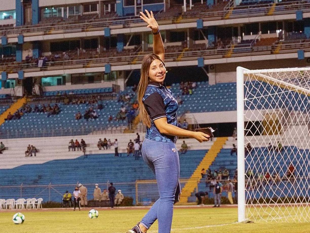 La ceibeña finalizó su etapa en el Olimpia y posteriormente laboró con el Victoria de La Ceiba. 