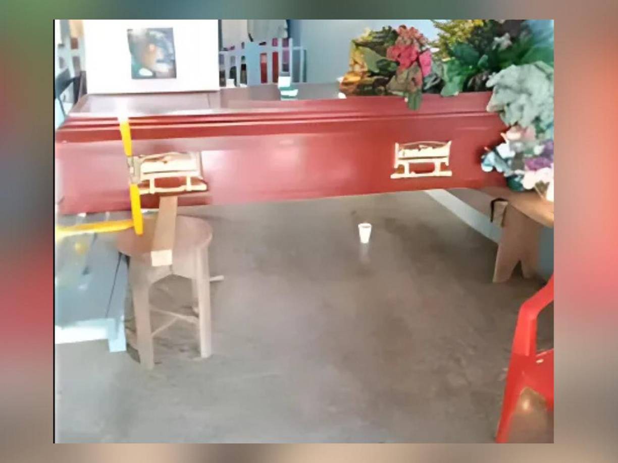 “Nos duele su pérdida tía, la vamos a extrañar mucho”, dijo Andrea Oseguera, sobrina de Azucena en su cuenta de Facebook.