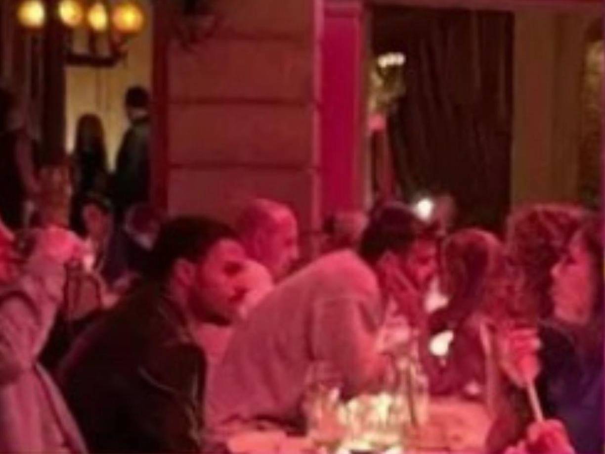 Hasta el momento, Gerard Piqué y Clara Chía han sido captados en diversas ocasiones por la prensa española, que sigue los pasos de la pareja, que incluso ha dado sus primeras declaraciones y recientemente fueron acusados de insultar al paparazzi, Jordi Martin.