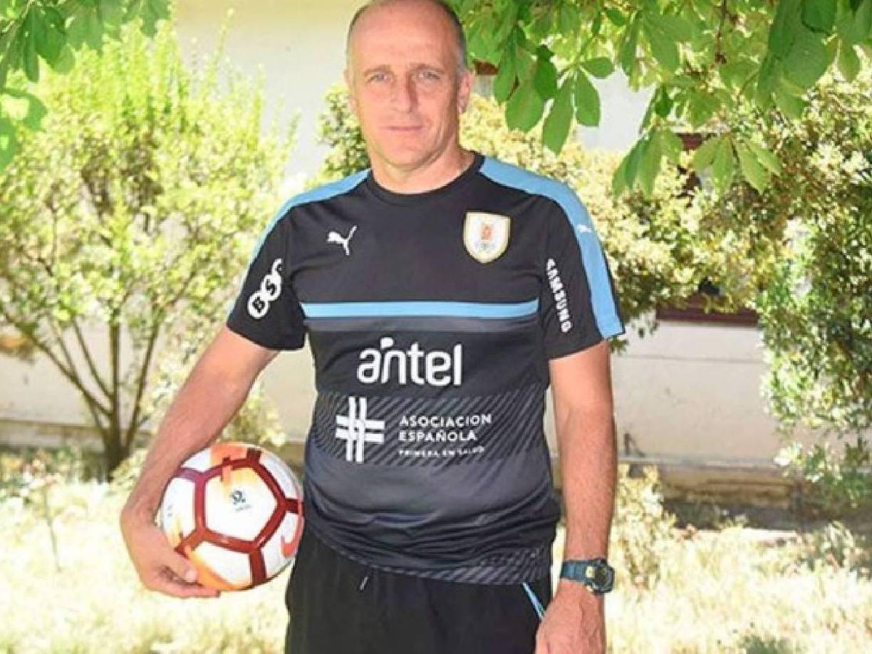 En sus juegos de preparación empató y perdió los partidos ante su similar de Paraguay.