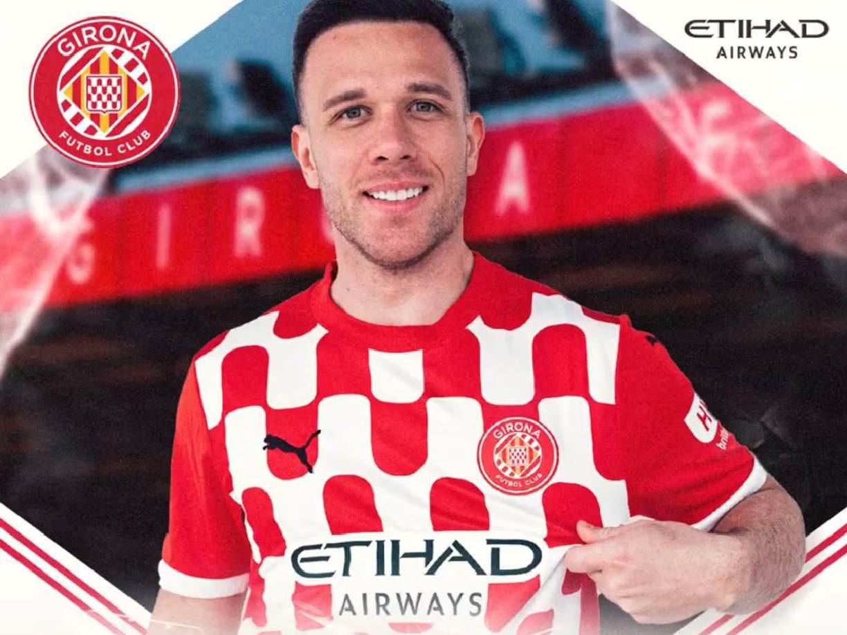  OFICIAL // El centrocampista brasileño Arthur Melo, exjugador del Barcelona, se ha convertido este sábado en futbolista del Girona hasta final de curso en calidad de cedido por el Juventus italiano, según han informado ambos clubes.