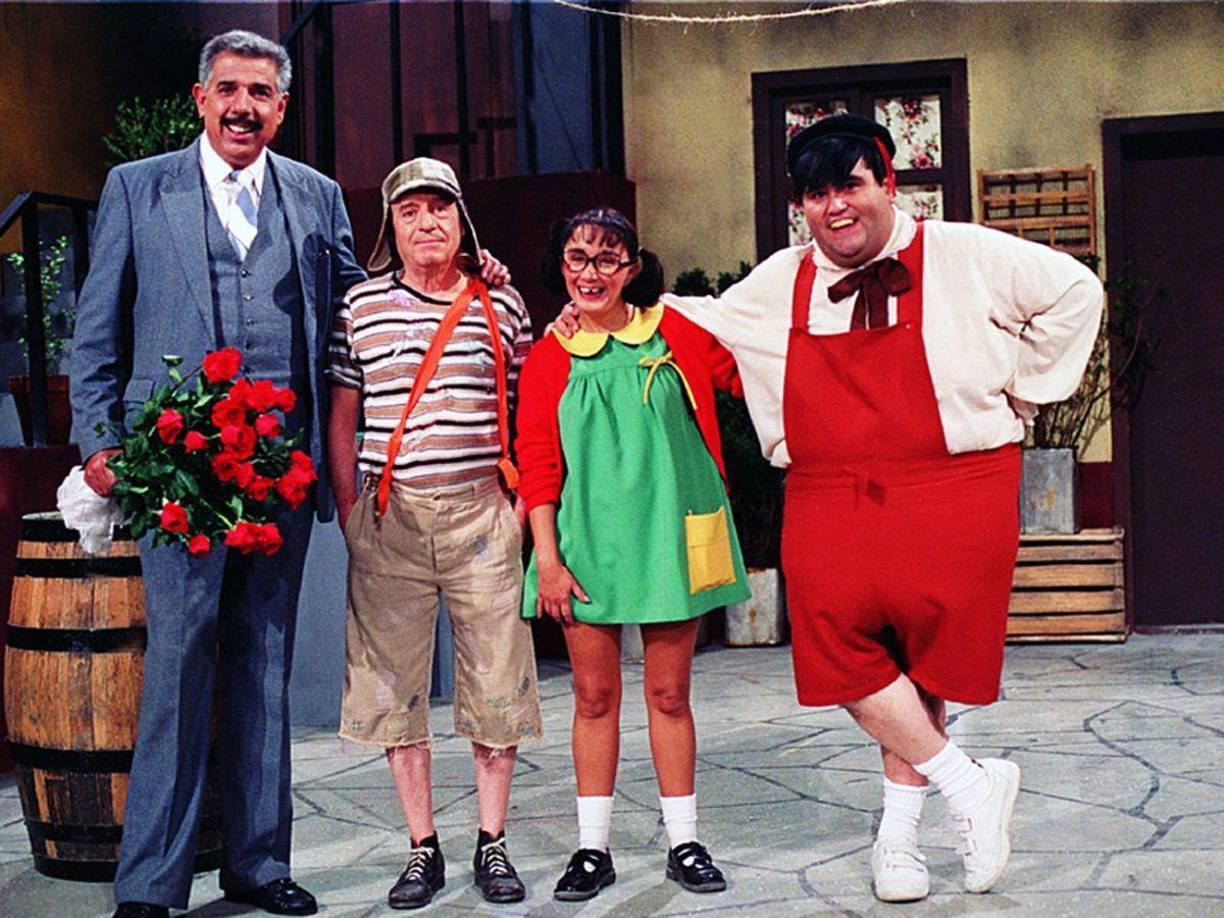 La noticia fue dada a conocer por medio de un comunicado compartido TelevisaUnivisión a través de su cuenta oficial de Instagram hace unas semanas, en donde anunciaron que “El Chavo” no solo regresará a las pantallas de México, si no que también se podrá ver en la mayoría de países de Latinoamérica, además de que todos los 273 episodios estarán disponibles para disfrutar en streaming en la plataforma de Vix.