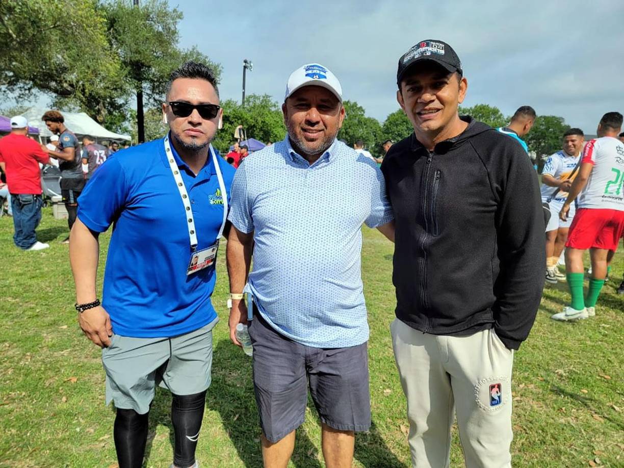 Amado Guevara es admirado por muchos aficionados al fútbol.