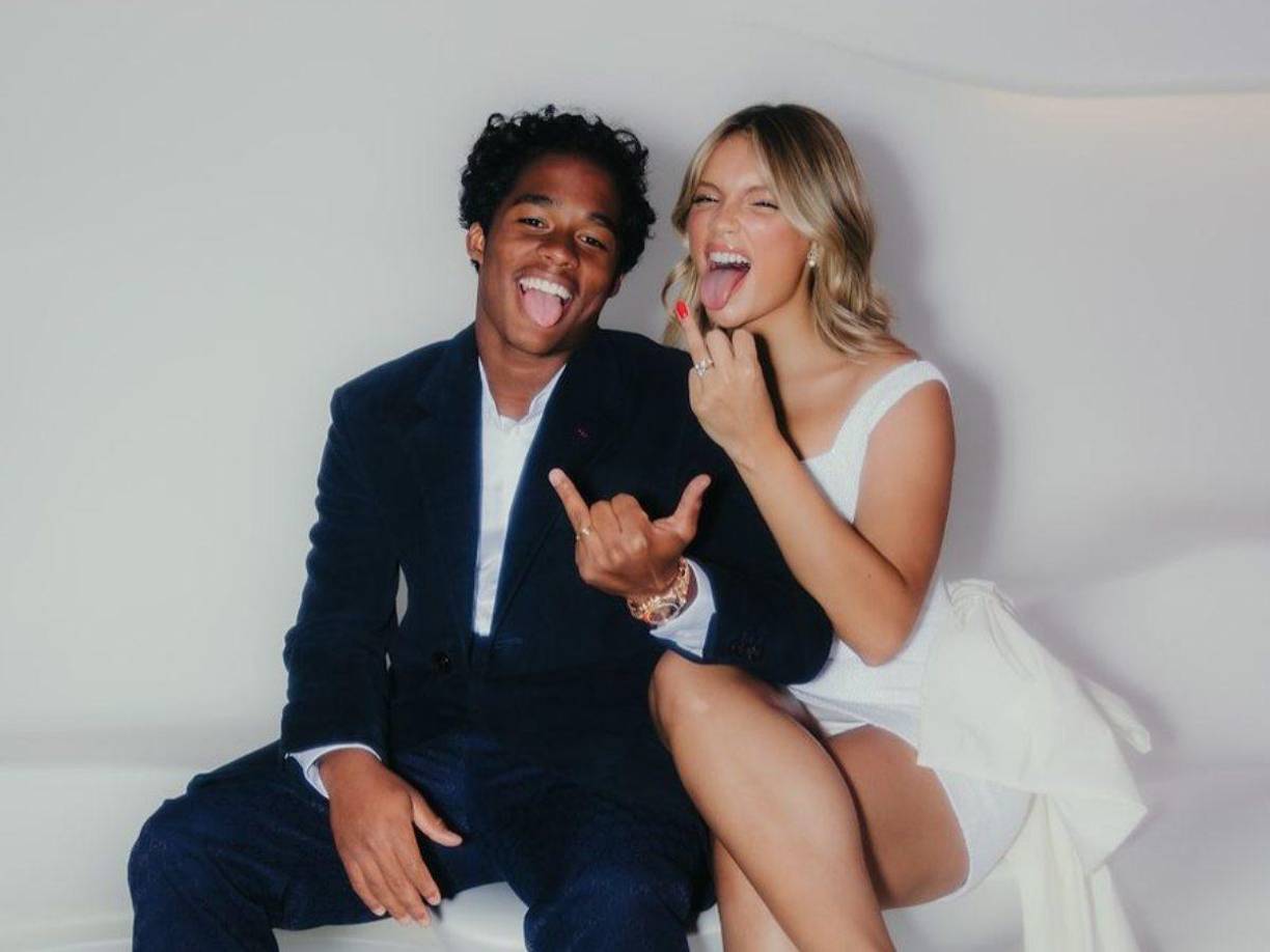 Sale a la luz pública el increíble contrato de pareja del futbolista Endrick y su esposa Gabriely Miranda. Hay una serie de condiciones que sorprenden y mucho.