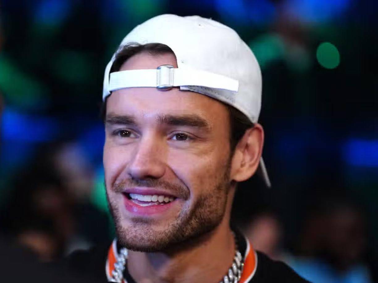 El músico británico falleció al caer de un tercer piso de un hotel del barrio de Palermo en Buenos Aires, Argentina.