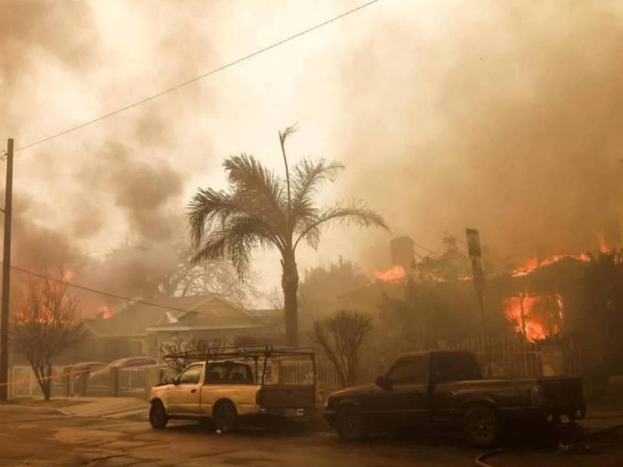 La mansión de Carlos Vela fue una de las más afectadas y quedo hecha cenizas.