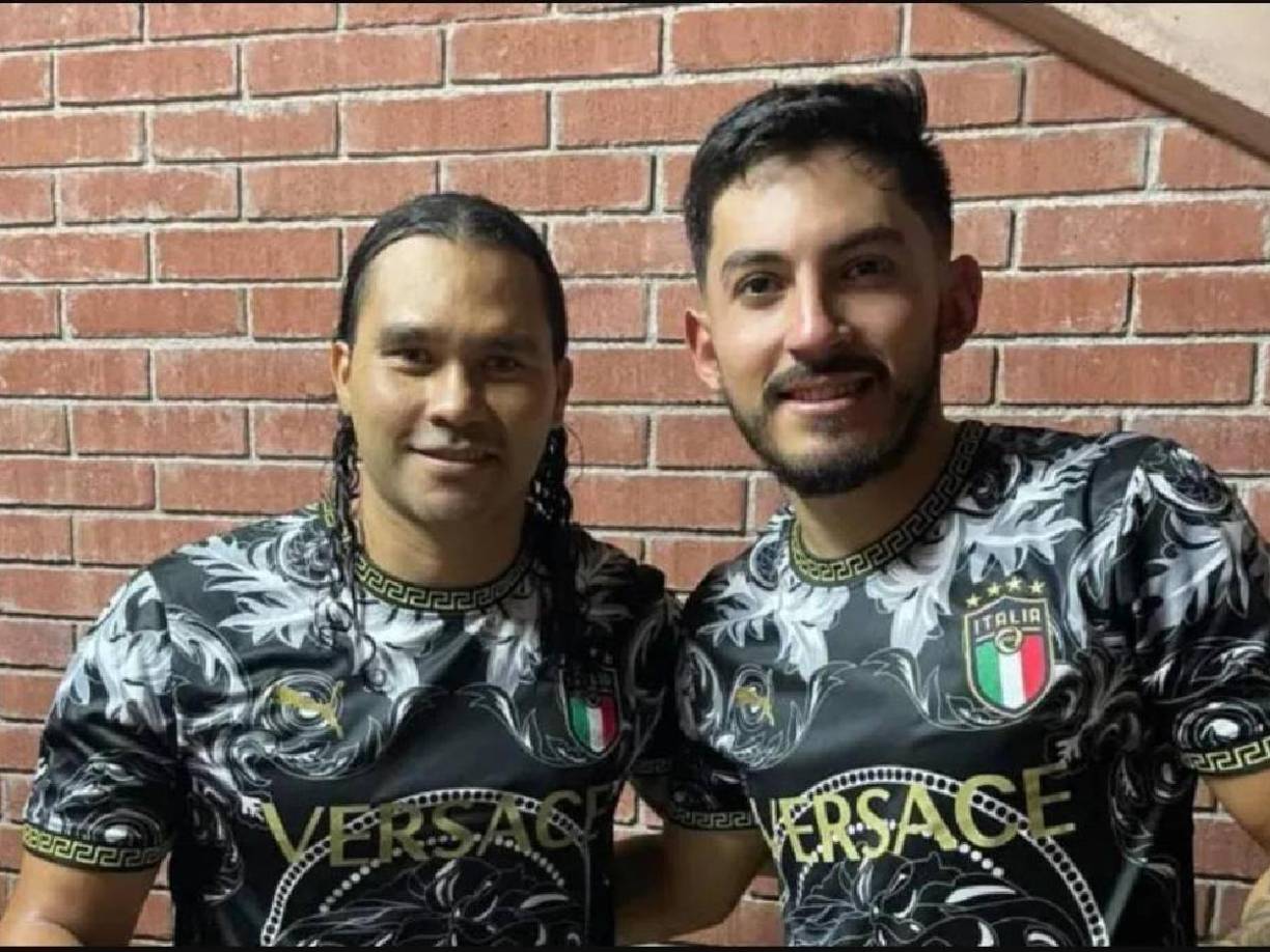 El ‘Gullit’ Peña participó en el club Altos de Morelos FC de fútbol semiprofesional.