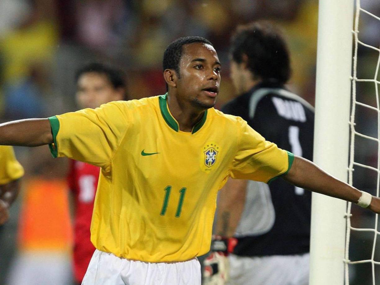  En las últimas horas se informó de que el exjugador de la selección de Brasil permanecerá en la cárcel