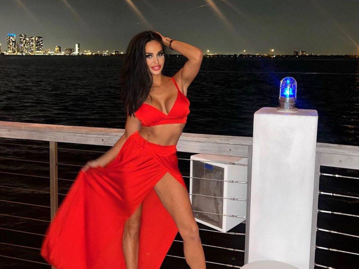 La chica siguió brindando detalles sobre CR7: ”Cuando yo le conocí fue al principio de él estar aquí. Acababa de llegar, ni hablaba español. Era muy simpático, muy gracioso... Con el tiempo creo que se ha hecho más reservado”, dijo.