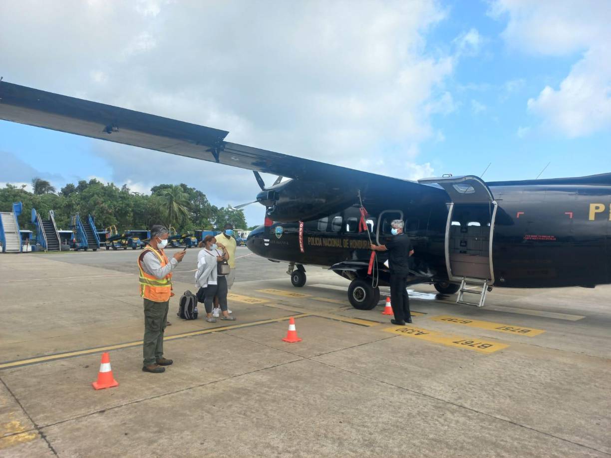 Trasladan a San Pedro Sula los cuerpos de tres jovencitas