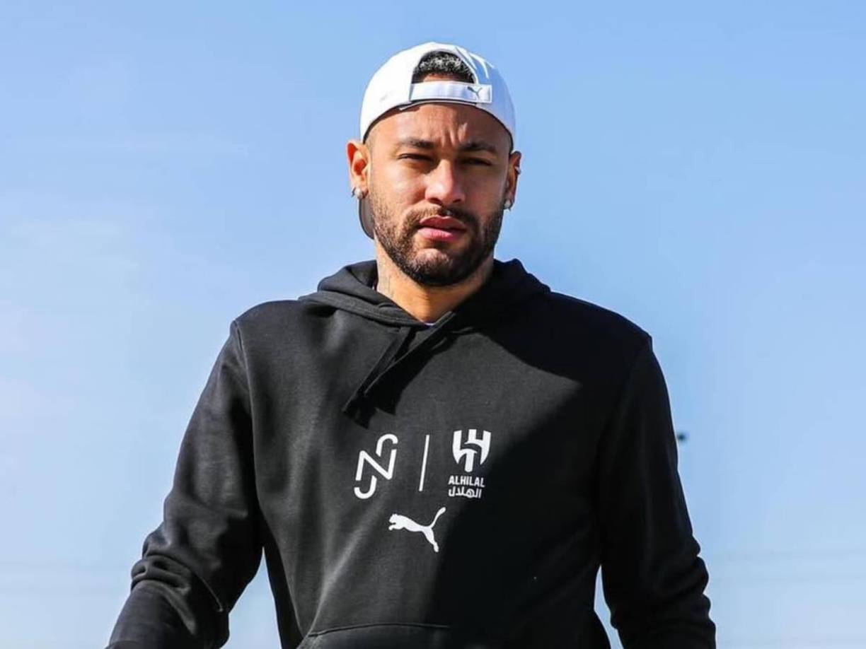 Todo comenzó en una entrevista que Neymar tuvo con Romario en su canal de YouTube. Allí, el futbolista del Al Hilal tuvo que responder a un juego e involucró a Rivaldo. 