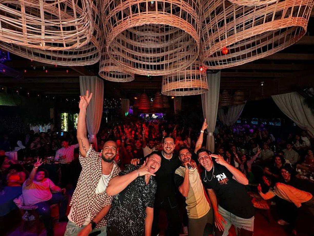 “El ciudadano se transportaba en un vehículo tipo camioneta Honda crv color Gris metálico, al momento de Solicitar que bajar del vehículo se le practicó el registro personal encontrándole en el lado izquierdo del pantalón una bolsa transparente de hierva seca supuesta (marihuna)”, agrega el informe. 