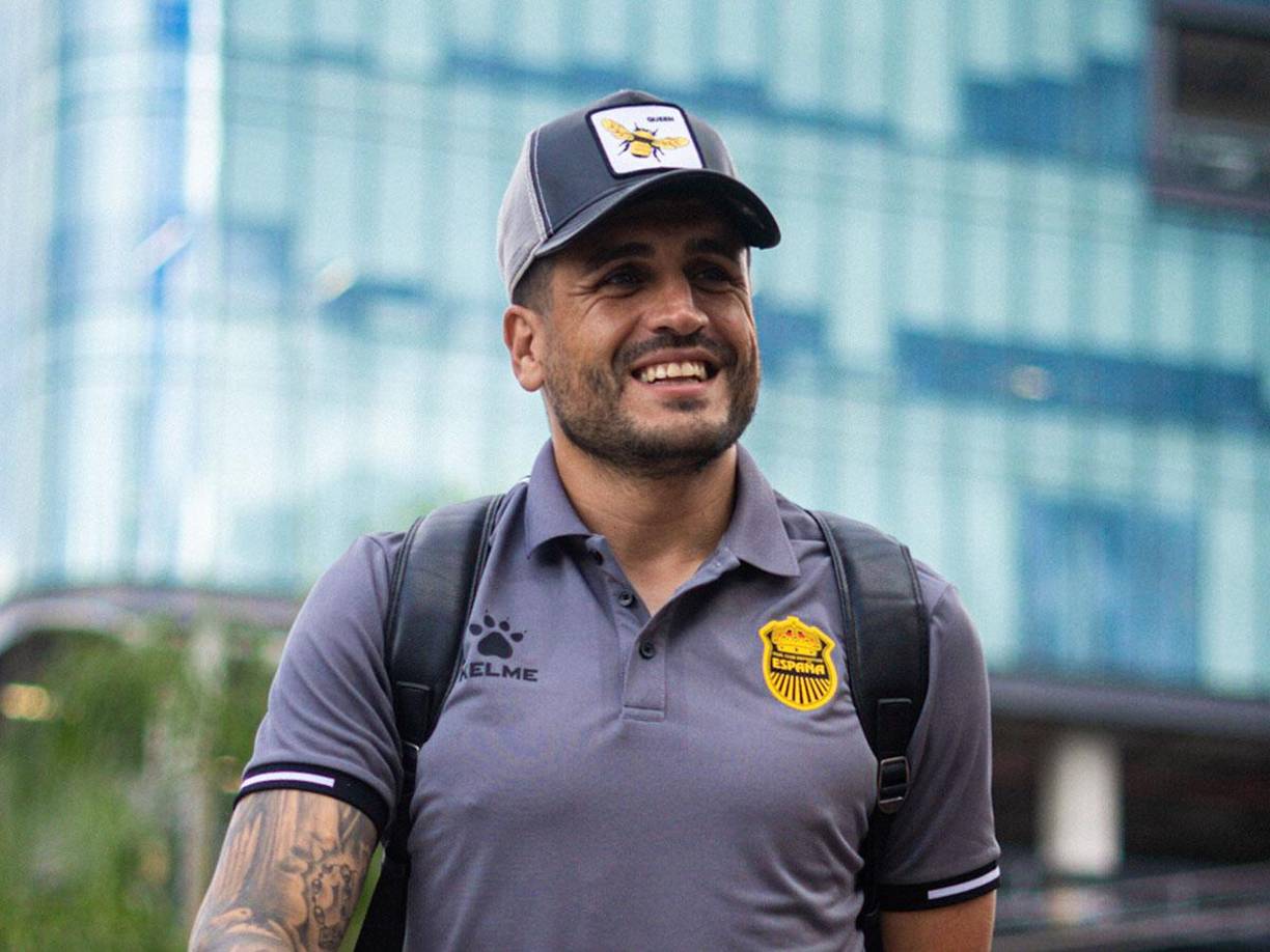 Tras su salida del Real España, varios clubes del fútbol hondureño y de Centroamérica se han interesado en el argentino Ramiro Rocca. Uno de los equipos es el Municipal de Guatemala.