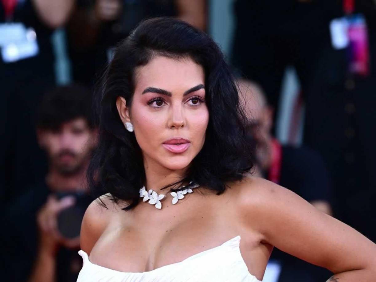 No obstante, la modelo española ya no se encuentra atada en el Registro Mercantil al negocio, por lo que podría ser el fin de una de sus etapas profesionales más importantes.