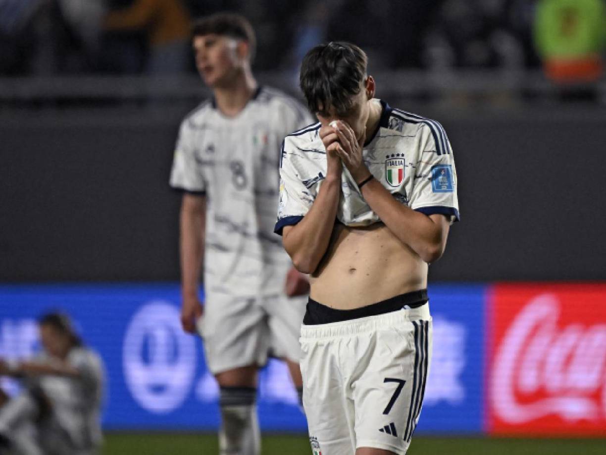 Las imágenes de Italia tras perder la final del Mundial Sub-20 de Argentina ante Uruguay.