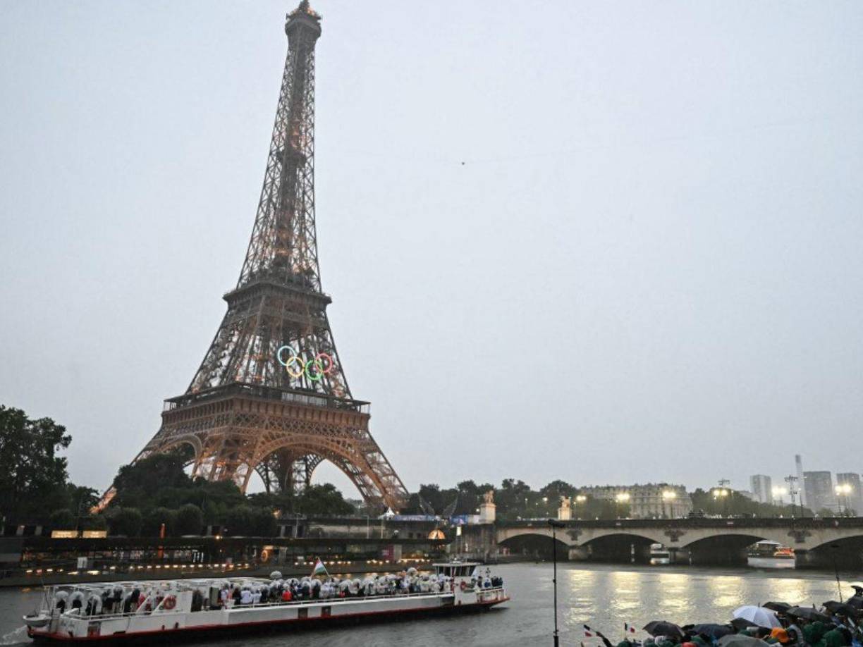 Francia ya vive una fiesta deportiva tras la ceremonia de inauguración de los Juegos Olímpicos.