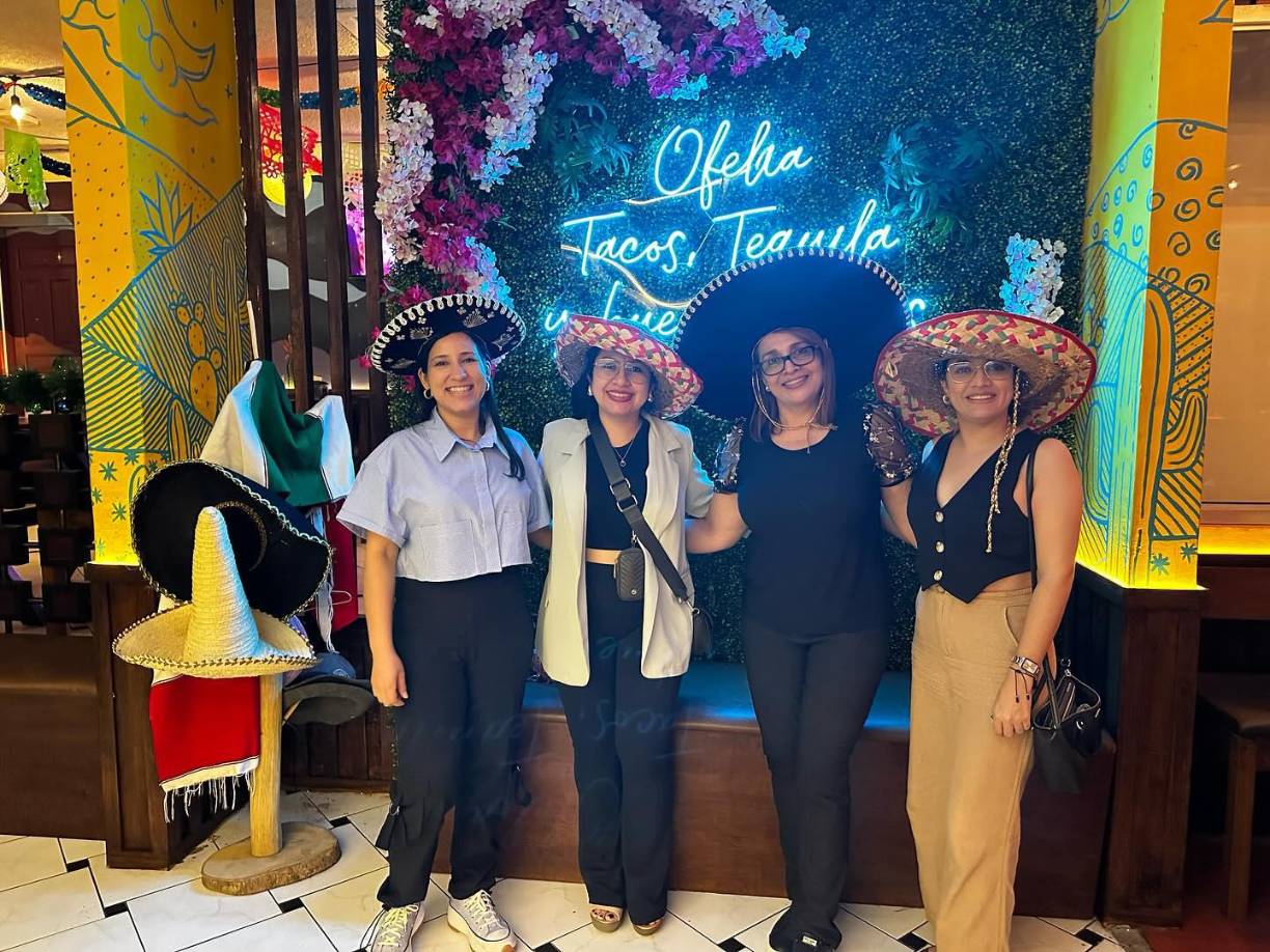 Donde Ofelia - Desde 1995, este restaurante ofrece un menú que se sumerge en lo profundo de la comida mexicana. Platillos que no se encuentran en otros lugares, aquí seguramente están. La experiencia mexicana está asegurada, incluso música en vivo. Ubicado en la Colonia Trejo, 10 calle, 25 avenida, S. O. También en Barrio Los Andes entre la 14 avenida y el Bulevar de los Caminantes; sobre la 8 calle. Asimismo, en su tercer locación en 10 calle, 22 avenida, Colonia Figueroa.