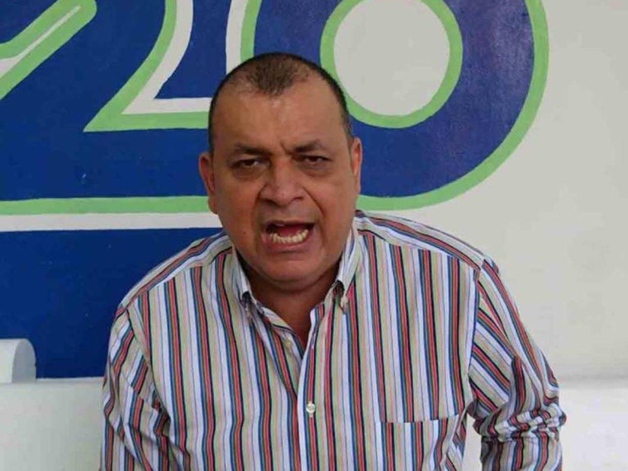 ”Jerry Bengtson es el cabecilla de todo esto, está molesto porque el entrenador Pedro Troglio no lo pone a jugar”, reveló Orlando Ponce respecto a la supuesta crisis interna que se vive entre jugadores y técnico del Olimpia.