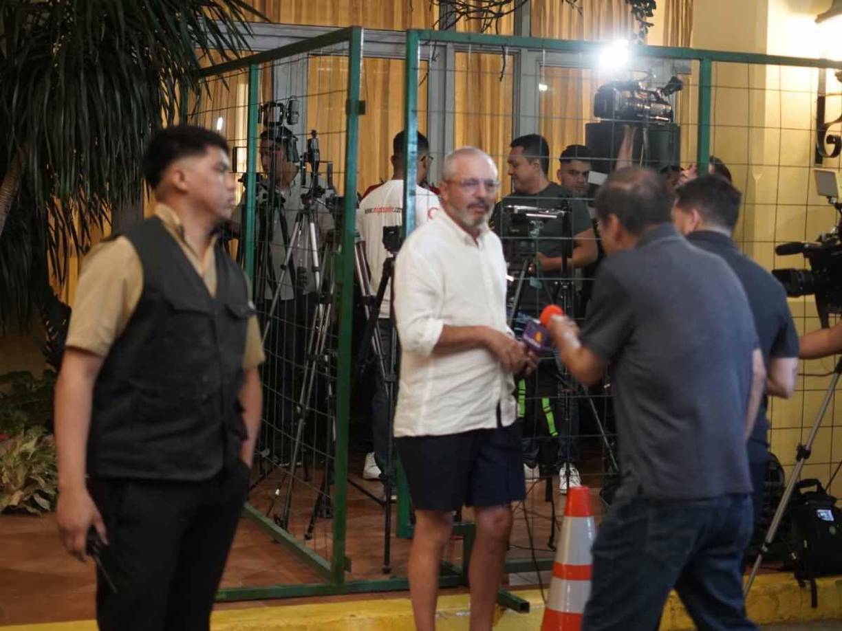 La llegada de la Selección Mexicana a San Pedro Sula este miércoles por la noche generó revuelo.
