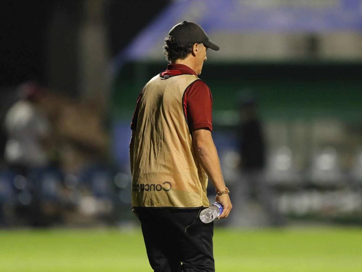 Pedro Troglio dirigió su último partido como entrenador del Olimpia y ahora se marcha al banquillo del Instituto de Córdoba de Argentina.