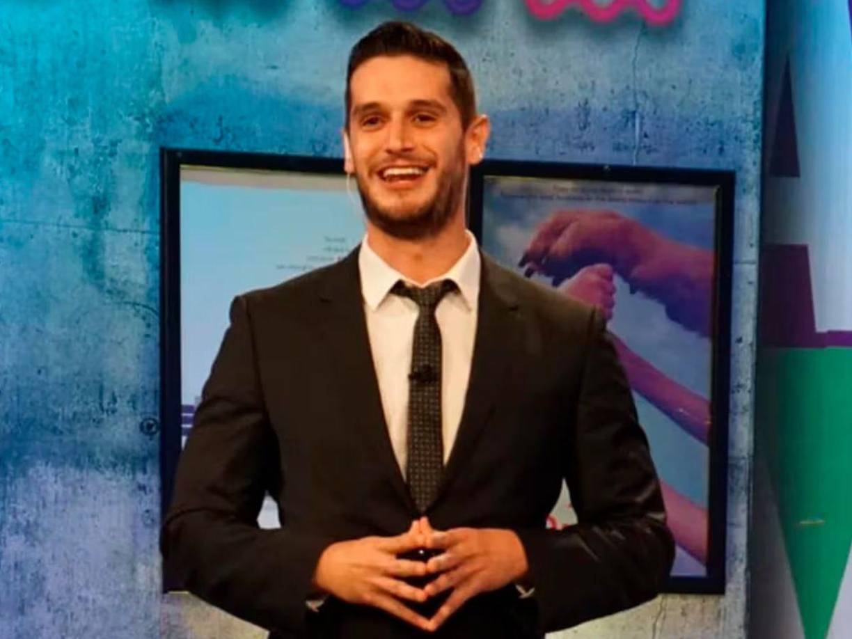 Desde que se confirmó su participación en La Casa de los Famosos México, Adrián Marcelo se ha posicionado como el favorito del público. 