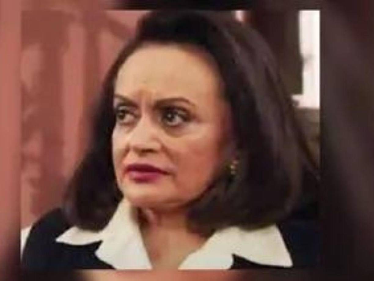 Agradezco profundamente todas sus oraciones, sin embargo mi Mamita decidió irse hace 10 minutos de nuestro lado”, escribió el actor e hijo de la destacada actriz de Rubí.