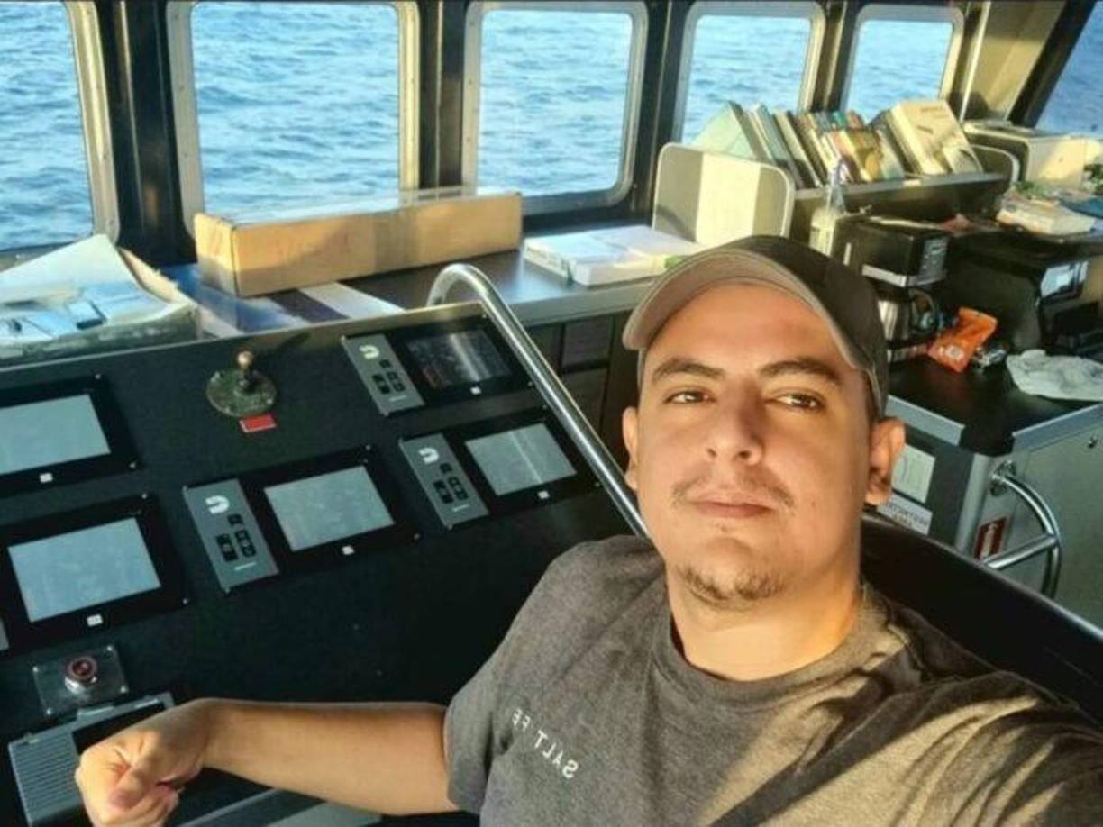 “Es del medio, actualmente es presentadora”, dijo. 