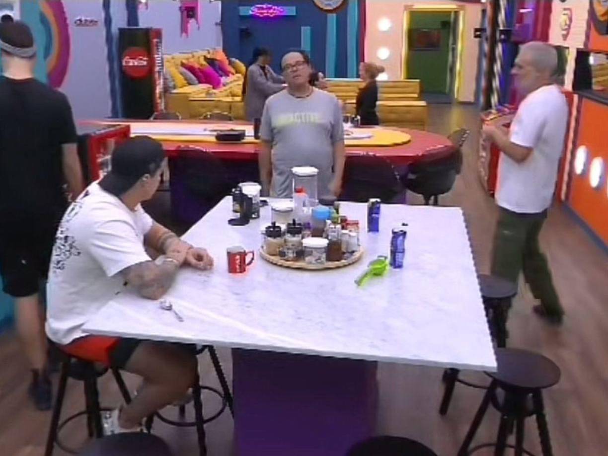 En las últimas horas fue publicada una lista que muestra lo que sucederá en las siguientes “Galas de Eliminación” de “La Casa de los Famosos México”. Hasta el momento la publicación le ha atinado a las eliminaciones de Paola Durante, Shanik y Potro, por lo que generó controversia sobre si la información es verdad.