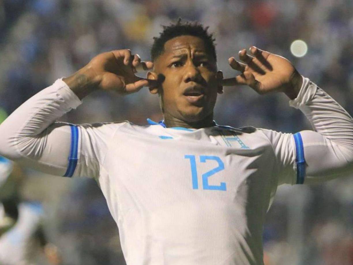 La última de sus controversias se dio en noviembre del 2023 cuando decidió irse a Roatán y no presentarse a la concentración de la Selección de Honduras previo a su partido contra México en Tegucigalpa por la Nations League.