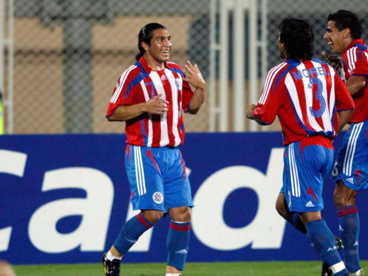 Cabañas pasaba por el mejor momento de su hoja de ruta. Era ídolo en el América y capitán de la Selección de Paraguay (que terminó haciendo historial en el Mundial de Sudáfrica 2010 con un pasaje a Cuartos de Final en el que únicamente España pudo ponerles un alto).