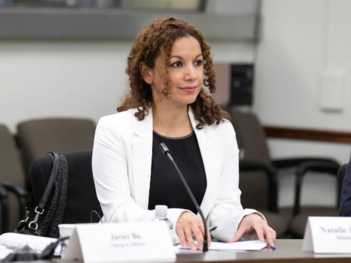 6. Natalie Roque, ministra de la Secretaría de Derechos Humanos 