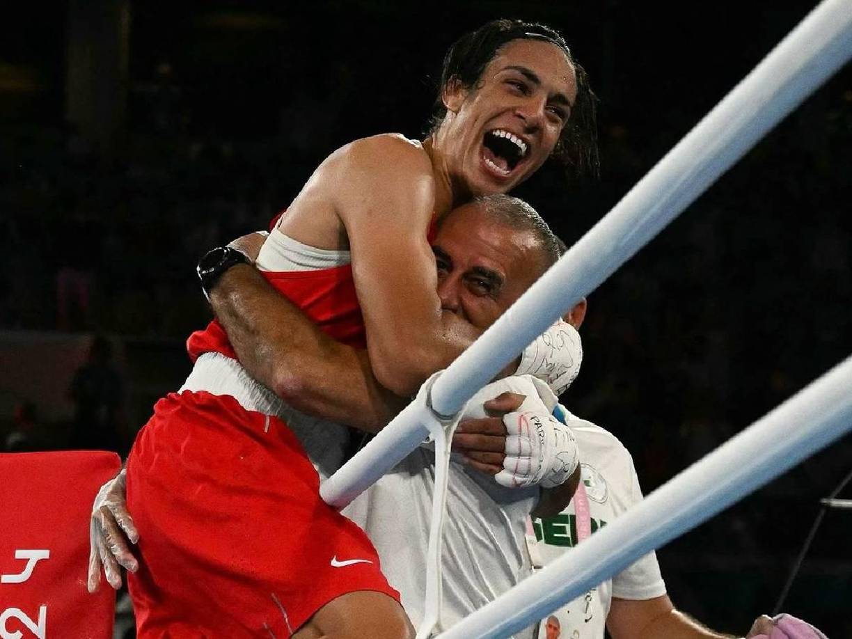 La argelina planea su siguiente golpe, participar en peleas profesionales y poner en marcha academias de boxeo para desarrollar este deporte entre los jóvenes del país magrebí.