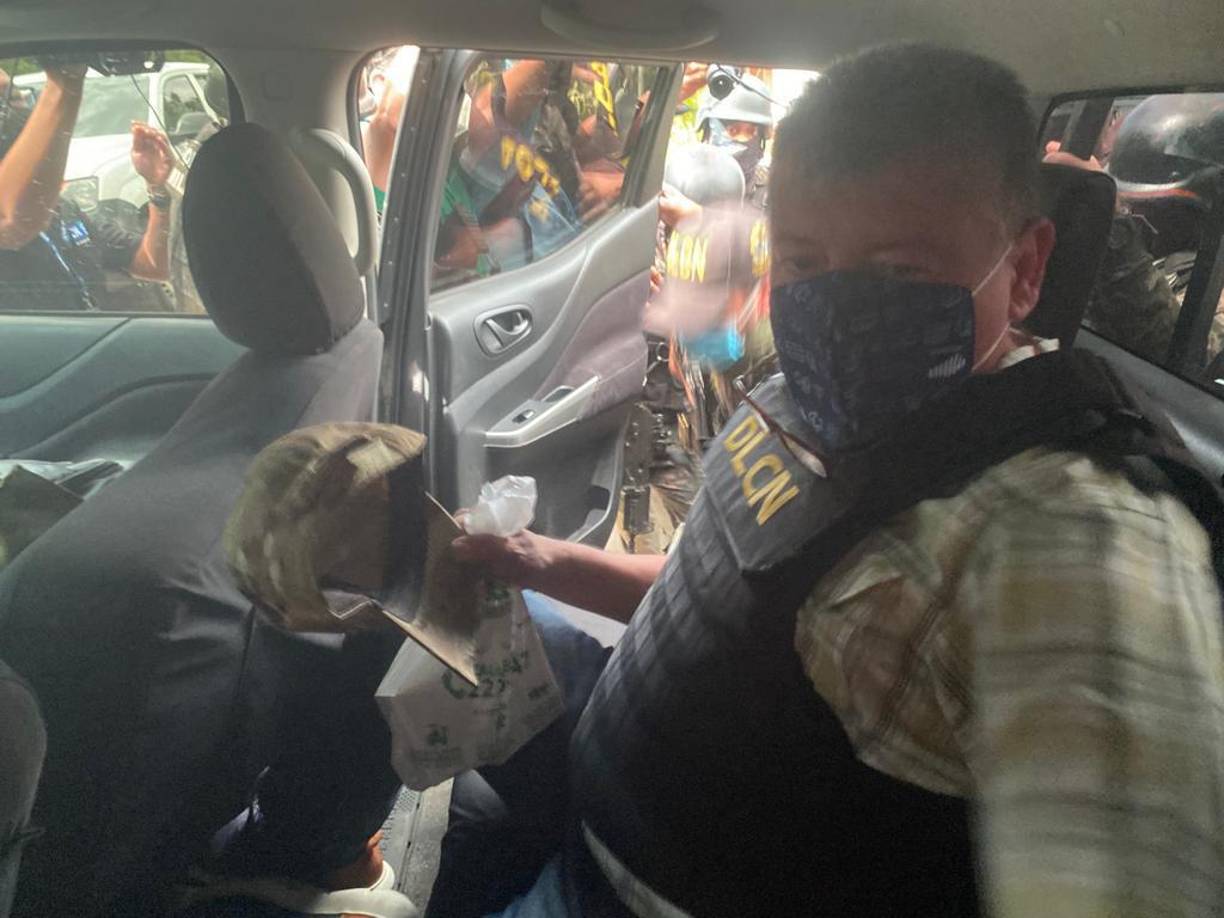 “Nos quitaron todo, todo el esfuerzo de nuestra vida nos quitaron por orden de Juan Orlando”, lamentó Roosevelt Avilés. 