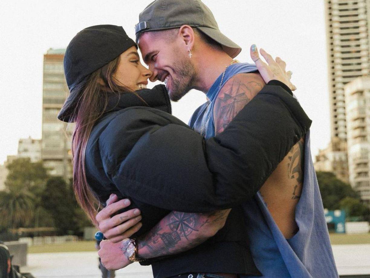 Stoessel le respondió a su novio que disfrutó el show con su hija Francesca: “Te amo mucho. Sabés todo lo que te admiro y cada día te amo más”.