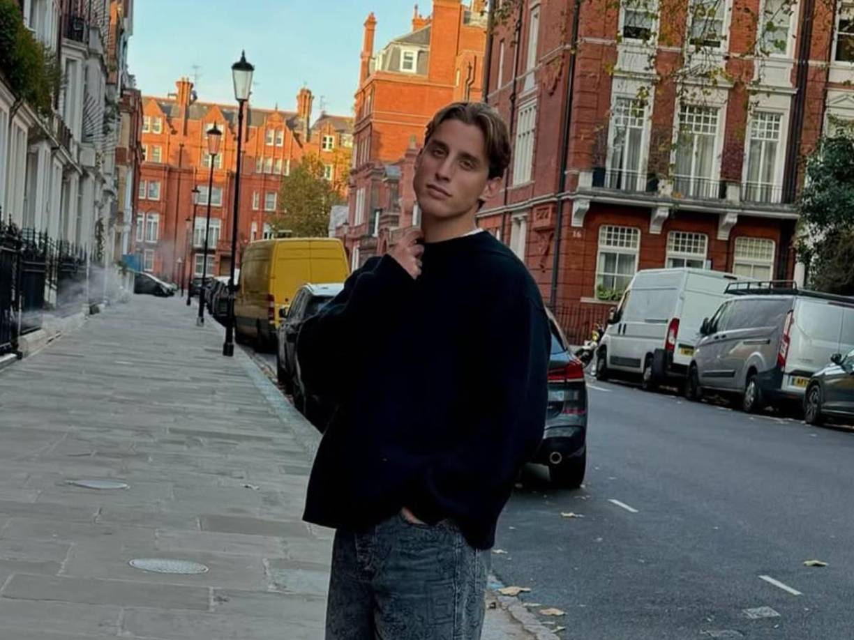 Según informó el medio italiano Corriere dello Sport, Bove está consciente y estable, mientras que le están realizando distintos procedimientos como un TAC, debido a que sufrió espasmos. 