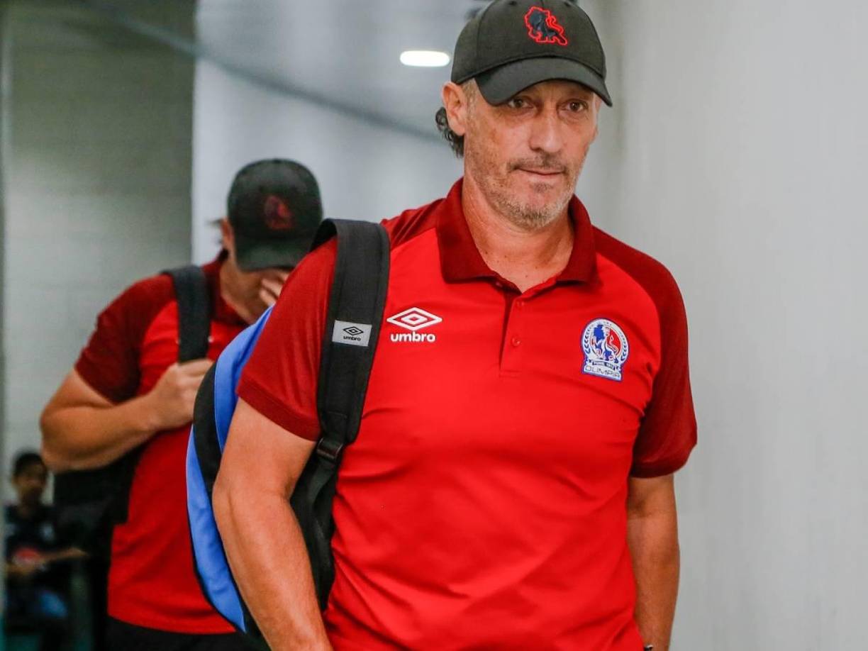 Medios argentinos informan que Pedro Troglio habría aceptado la oferta para dirigir al club Instituto.