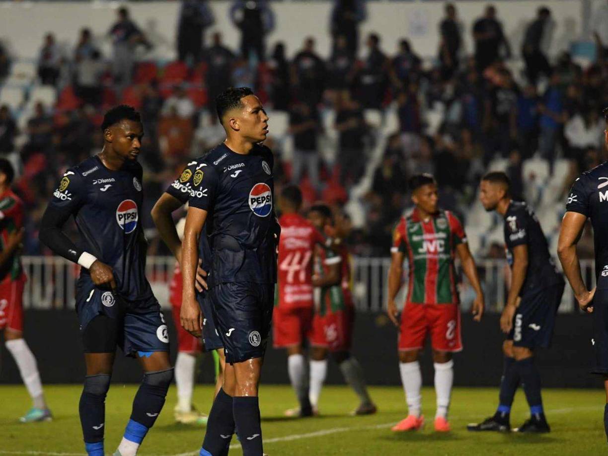 El rostro de los jugadores de Motagua lo dice todo. Una derrota que no estaba en sus pronósticos.