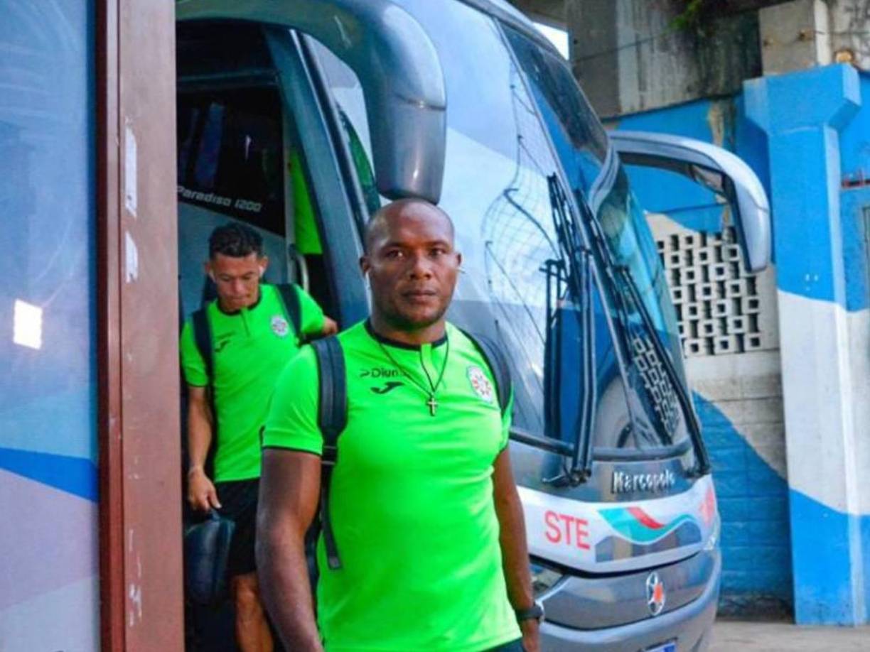 El ecuatoriano Juan Anangonó no se mueve de Marathón y todavía tiene seis meses de contrato con los verdolagas.