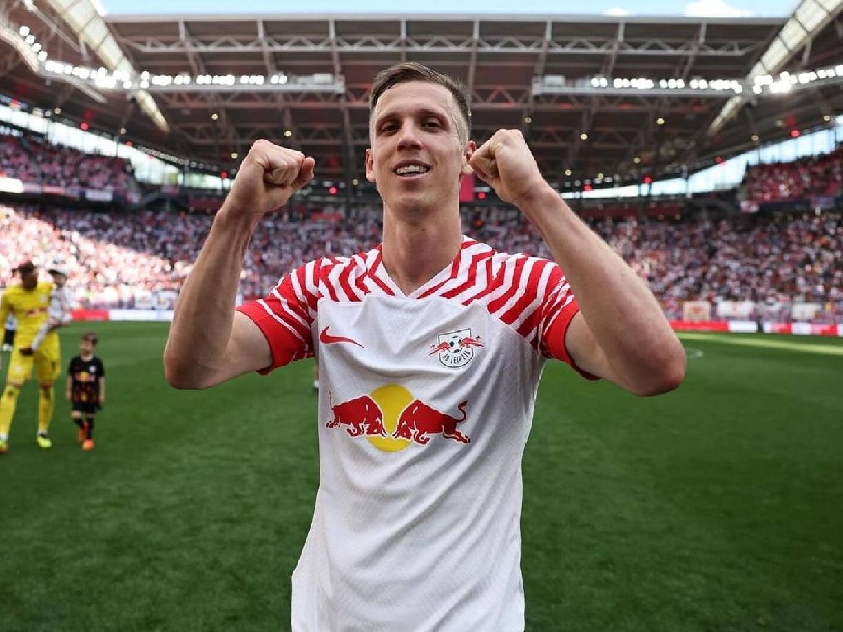 Según detalla el diario portugués O Jogo, el FC Barcelona tiene interés en Dani Olmo y en la mira lo tienen el Manchester City, Bayern de Múnich y París Saint-Germain.