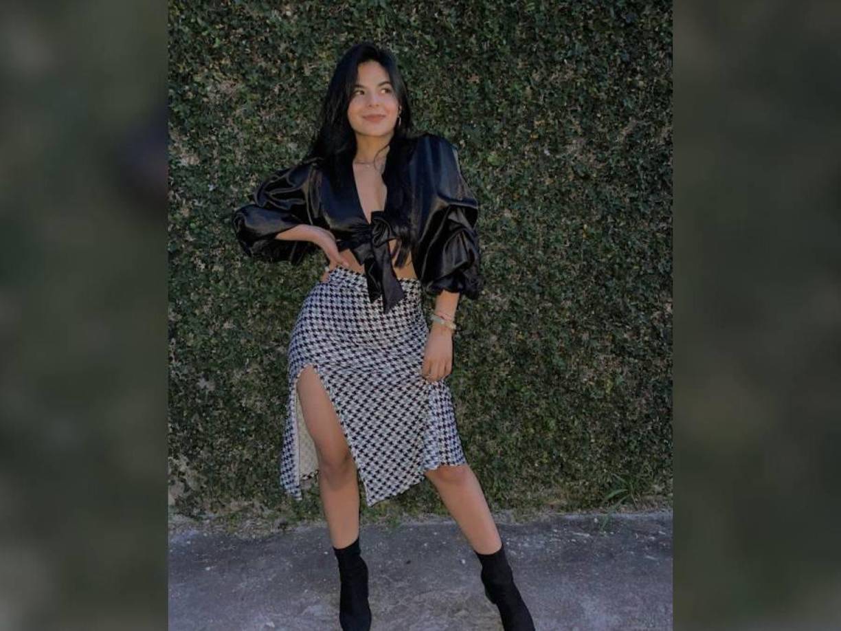 “Yo no sé qué le pasó a mi hija, él se aprovechó de que ella era una muchacha de casa, obediente, nunca había salido de su casa y desde que empezó a andar con ese señor, jugando con ella, empezó a cambiar y sé que ella no es una adolescente y tiene 25 años y puede decidir, pero las madres siempre van a querer lo mejor para sus hijos”, argumentó.